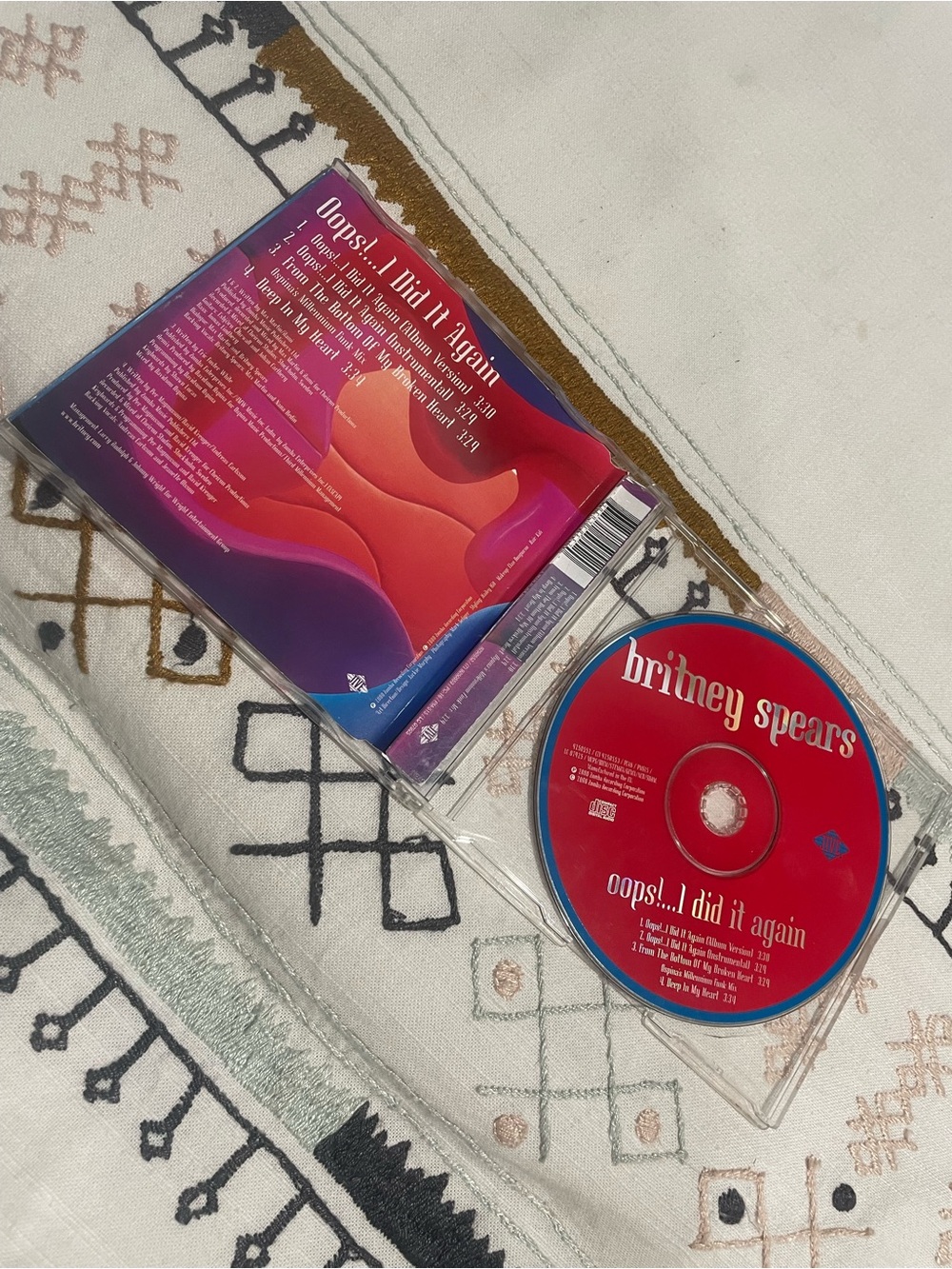 VINTAGE 2000 Britney Spears Oops!... I Did It Again CD Pop Single - Picture 2 of 7